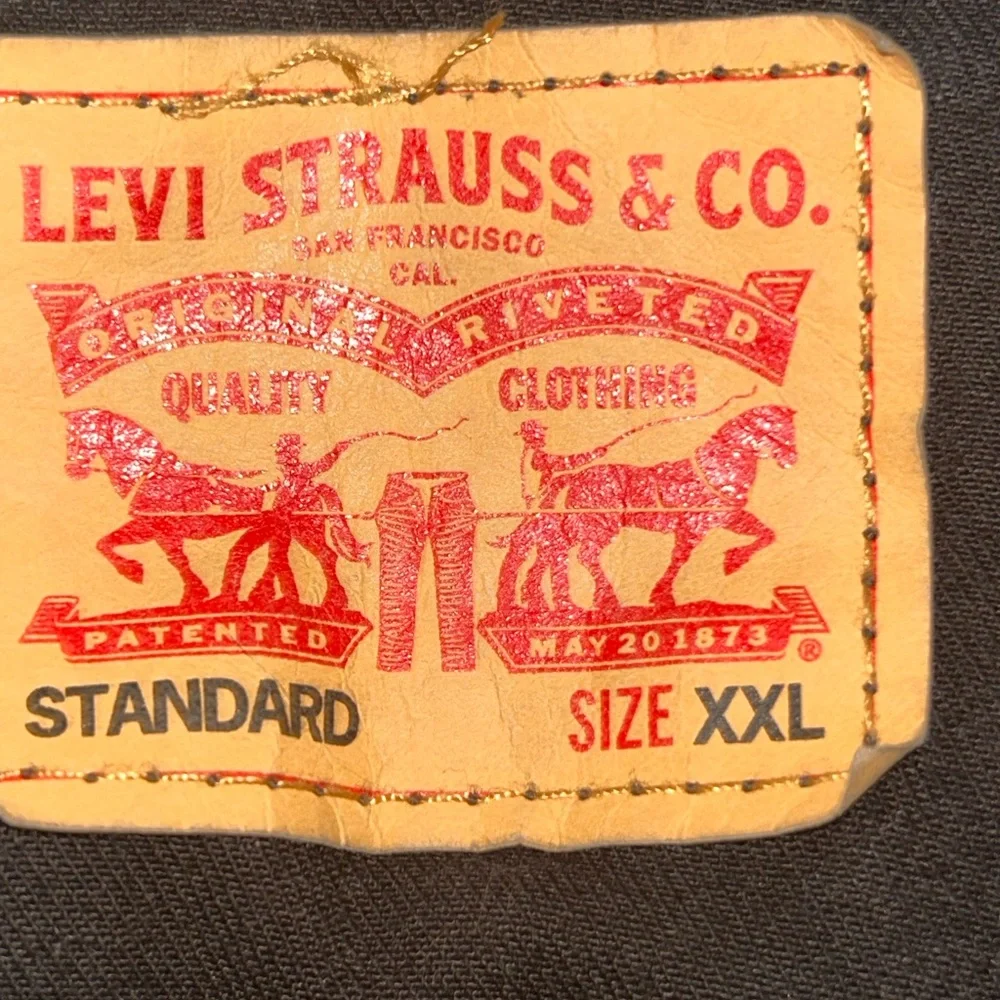 Levi's Black Denim Trucker Jacket - Men's Lightweight - Picture 3 of 3